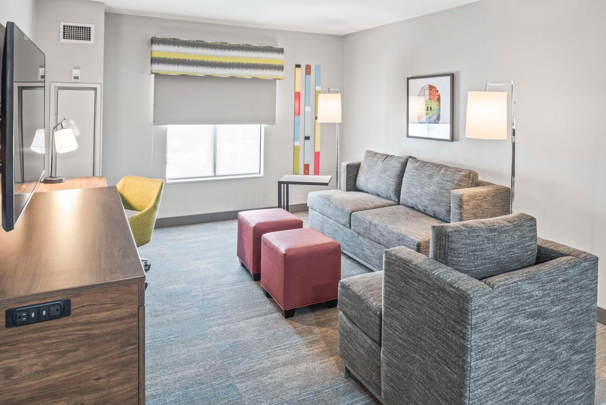 Hampton Inn Columbus-North Екстериор снимка