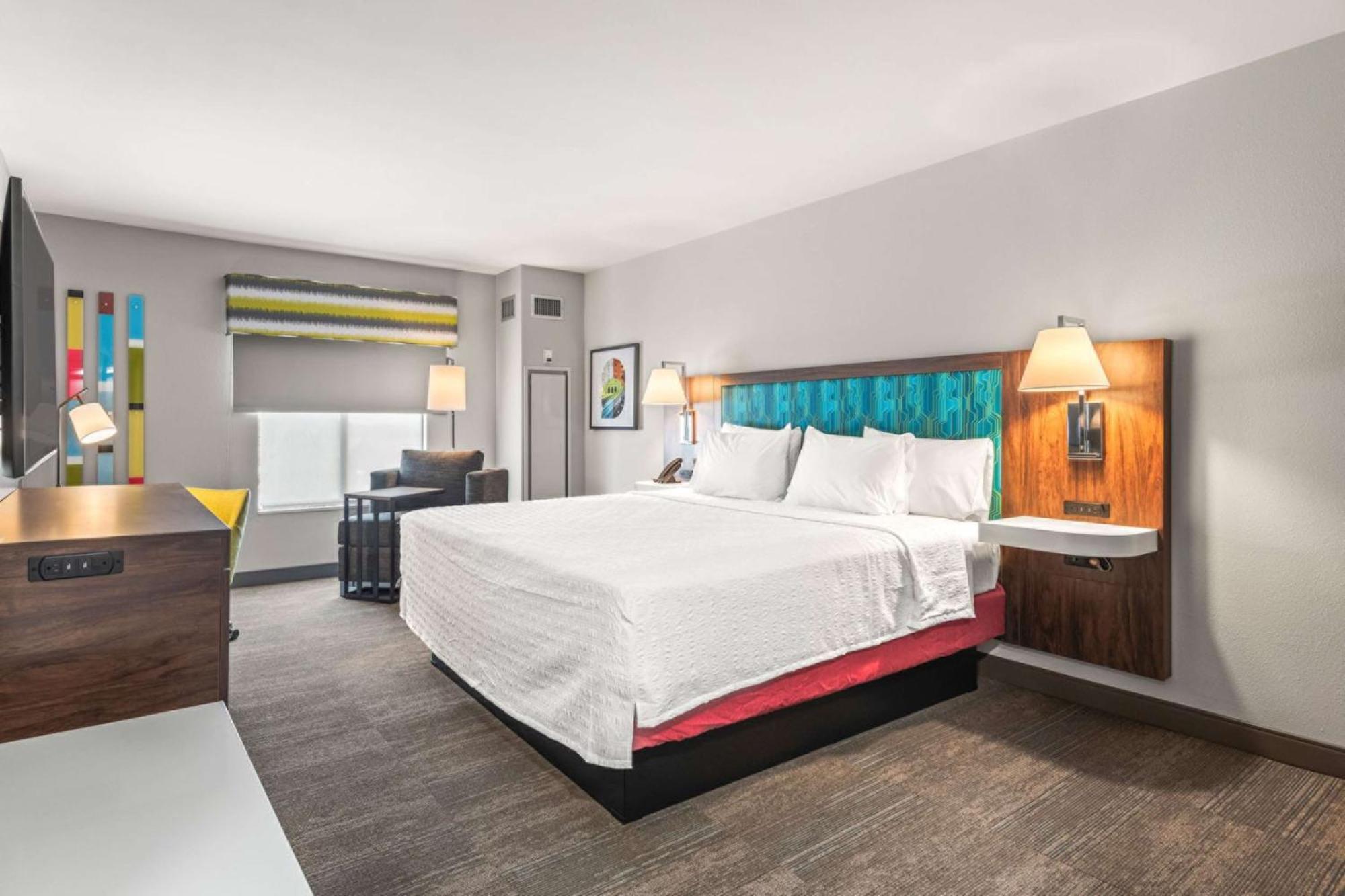Hampton Inn Columbus-North Екстериор снимка